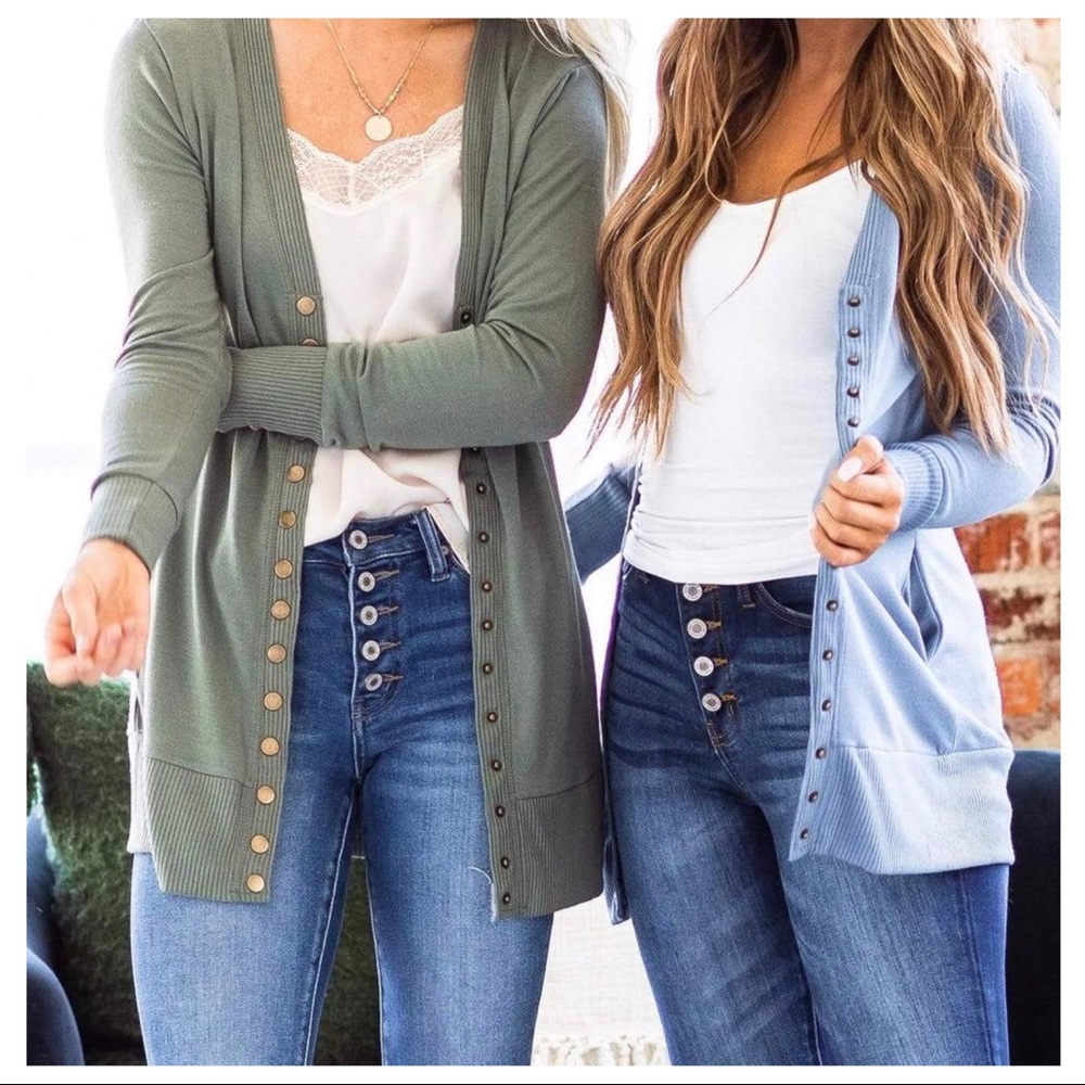 Fall Must Have Olive Best selling snap cardigan - Picture 3 of 4